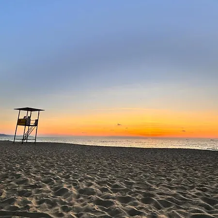 Egiana's Apartment- Inspired By The Sea 아파트