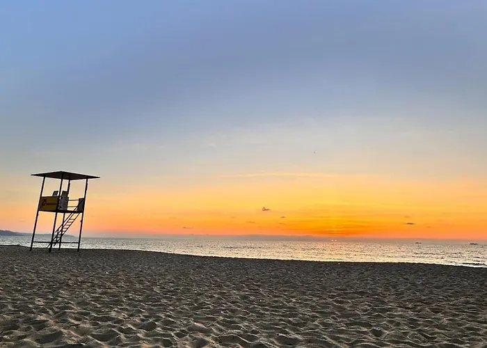 Egiana's Apartment- Inspired By The Sea Apartment